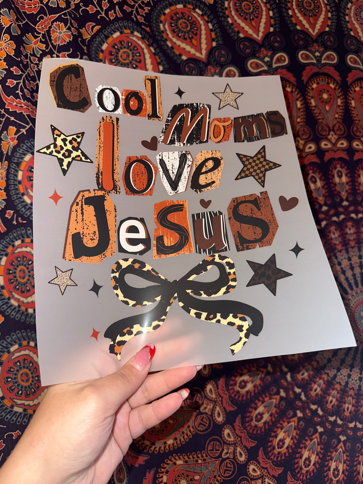 Cool Moms Love Jesus- E