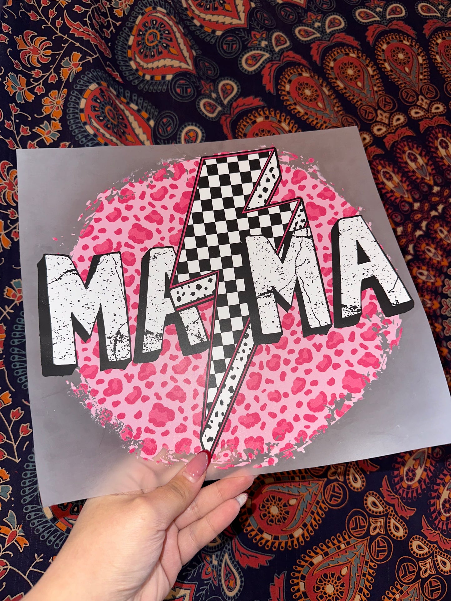 Mama Checkered Bolt