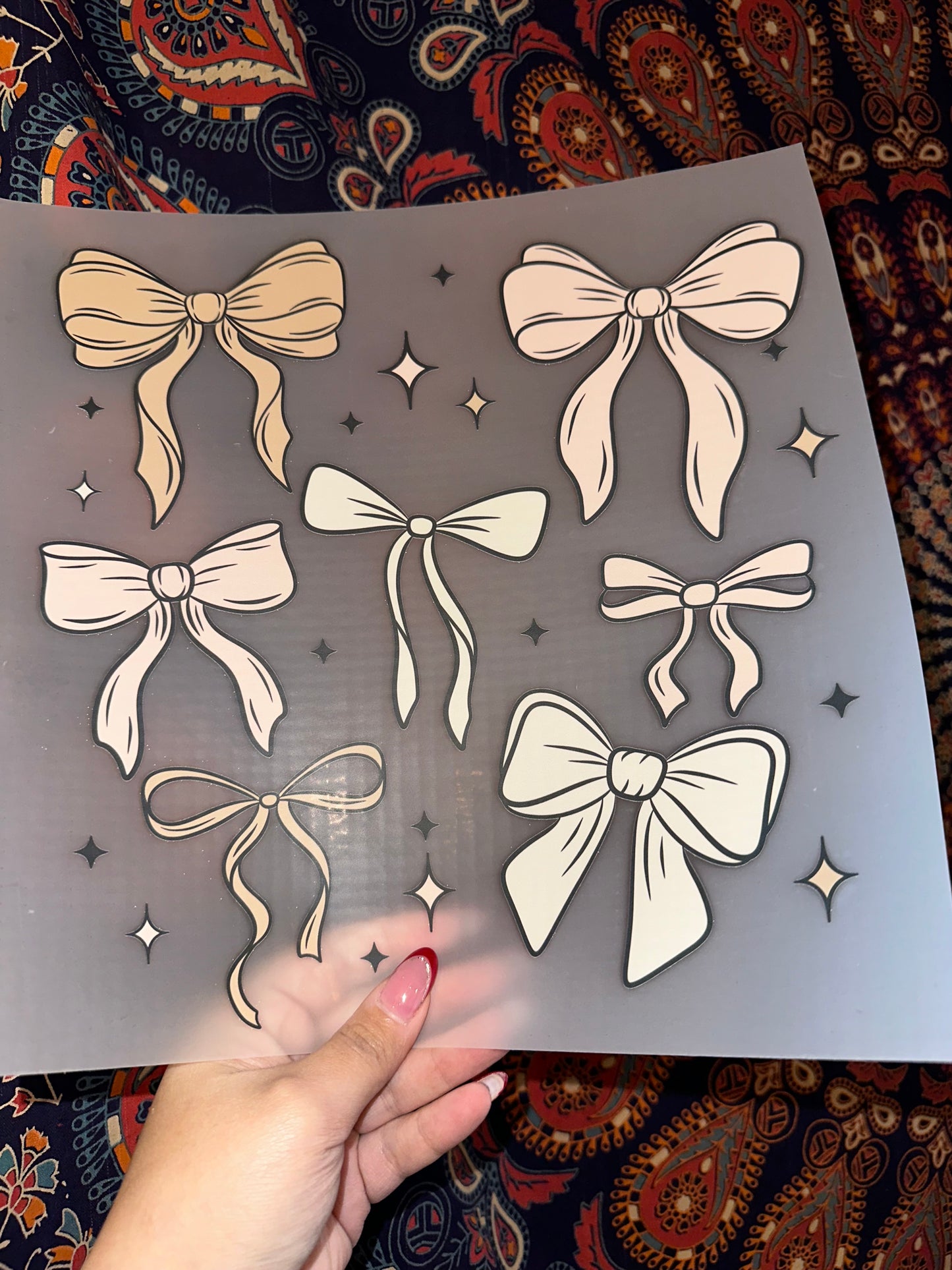 Neutral Bows