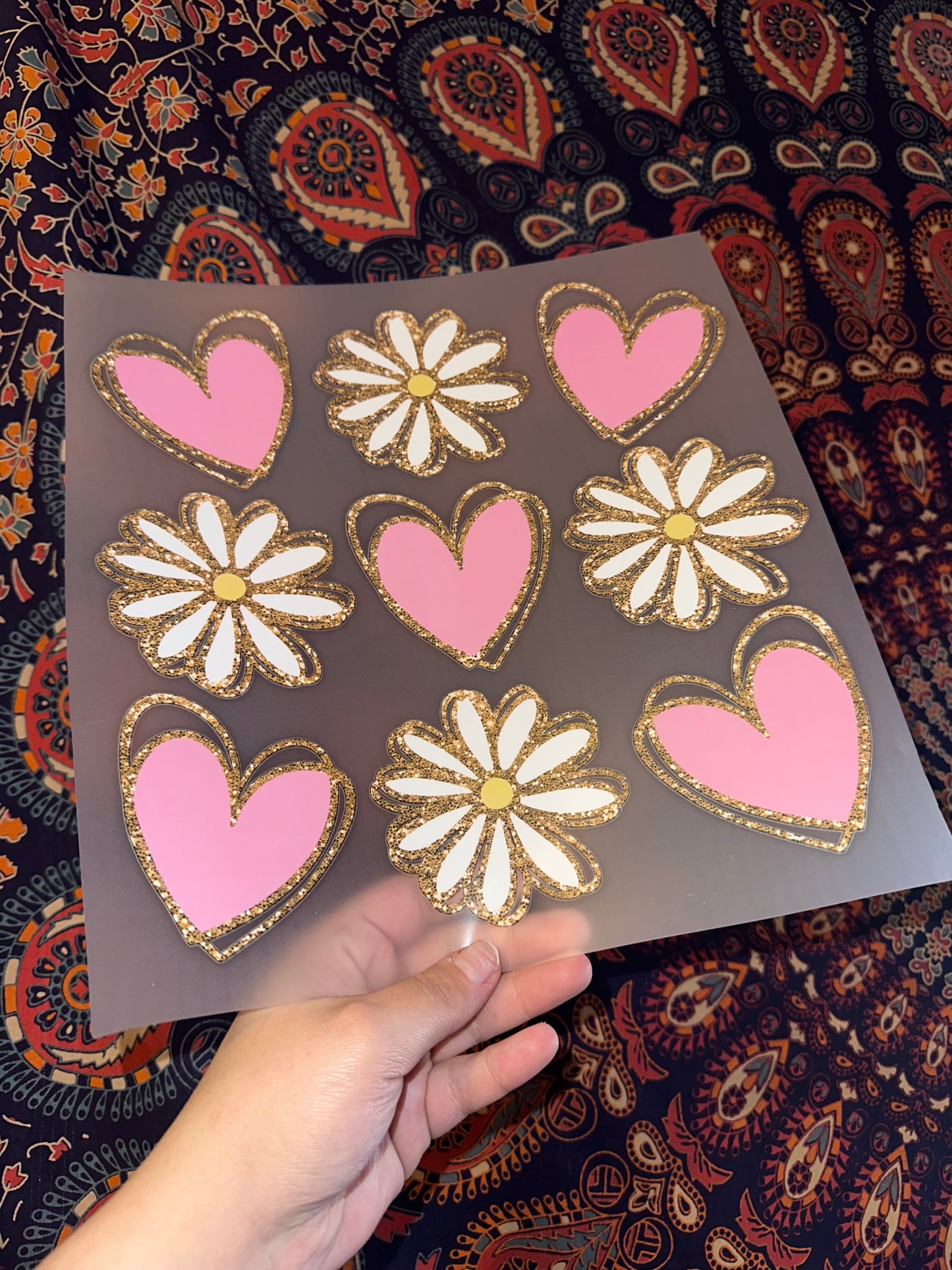 Daisies & Hearts- B