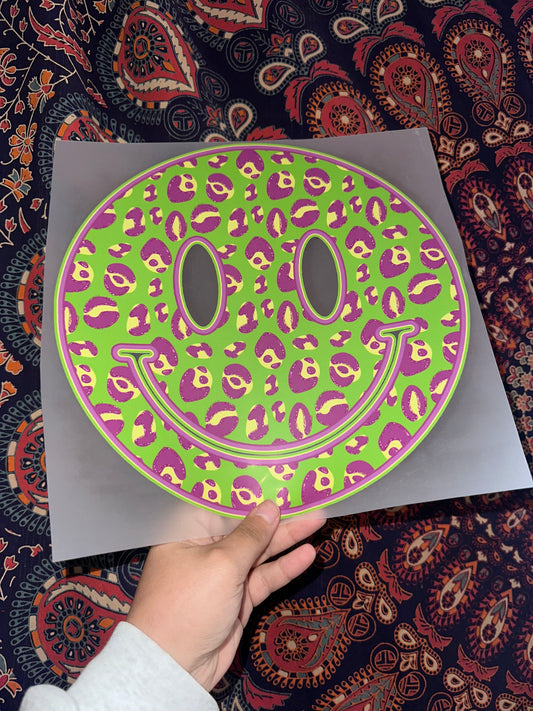 Smiley Green Leopard- F82