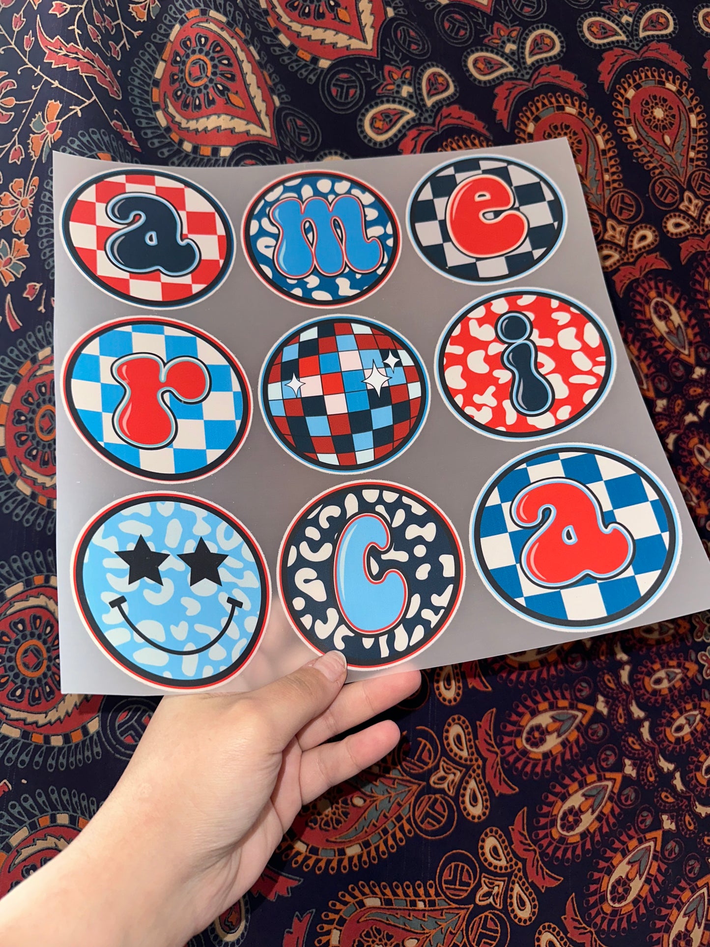 America Circles -H