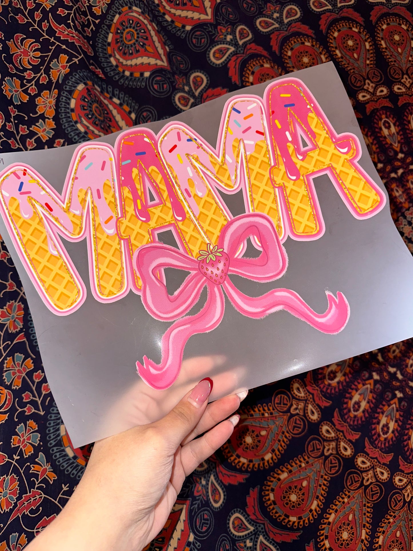 Mama Ice Cream Bow