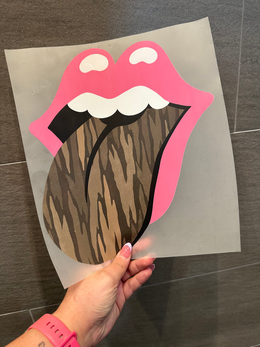 Camo Tongue